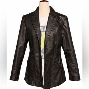 Vintage Wilda leather jacket in black- heavier weight. M